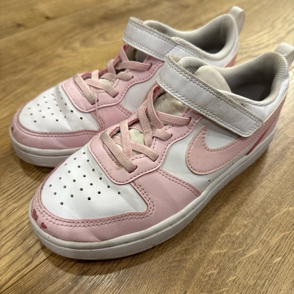 Nike Court Borough Low Shoes Youth Size 2Y White Pink Hook & Loop DV5457-105